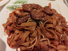 干炒牛河-稻香酒家·34年老字号·港式粤菜(汉街店)
