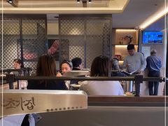 大堂-草家酱蟹炭火烤肉店(珲春南路一店)