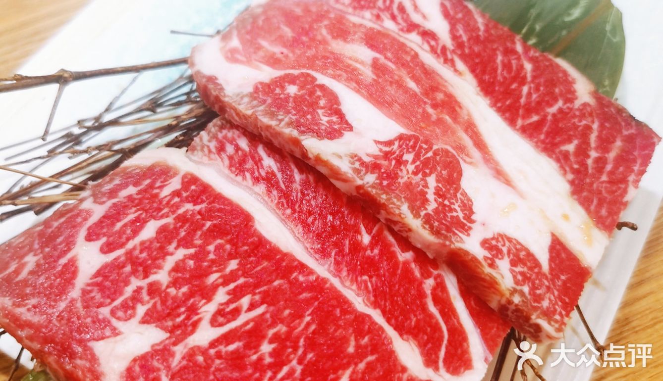 吃肉乐园丨富士烧肉牧场肉品高级，等你来大快朵颐