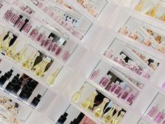 -Dior迪奥(上海世茂广场店)