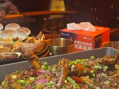 -何师烧烤Pro ·江湖川菜·小龙虾·精酿(太古里旗舰店)