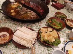 -鸿姐老火锅(花园路店)