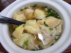 -莱莱小笼·乔艾