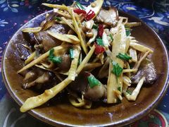 春笋腊肉-苗湘食府(十年店)