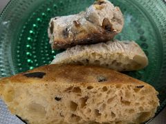 黑麦坚果脆-BHG Bakery(北京SKP店)