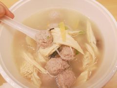 生汆丸子汤-子午路张记肉夹馍(小寨西路店)