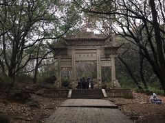 -灵岩山风景区