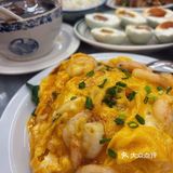 服了，猜猜是哪家公司的饭堂……