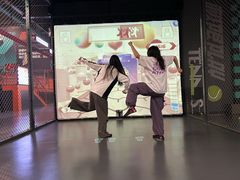 -极限PLAY运动娱乐新世界·团建派对潮玩休闲馆·室内蹦极高空游乐园