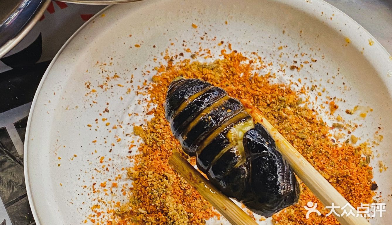 新店打卡｜光谷这家自助烧烤店！有点意思！