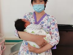 -秋歌护理·月嫂·育儿嫂(浦东医院店)