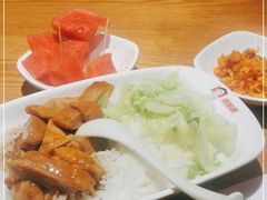 -南城香·饭香串香馄饨香(青年路店)