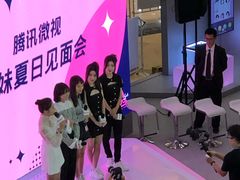 -万达广场(无锡滨湖店)