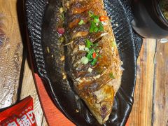 -破瓦寒窑·地摊烤羊排