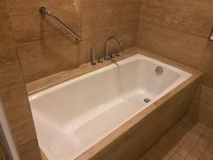-绍兴鉴湖君澜大酒店