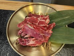 -臻牛烤肉