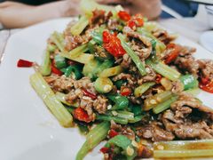 -南雄雄州土菜餐厅(粤北大厦店)