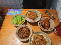 -红猪卤肉饭(大西洋美食城店)