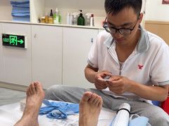 -郑远元专业修脚房(莘朱路店)