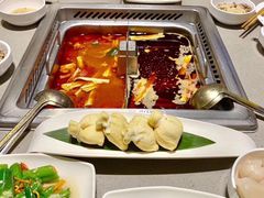 -海底捞火锅鲜切牛肉主题店(长寿路店)