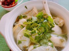砂锅馄饨-吴淞老街砂锅馄饨(北兴路店)