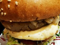 -The Habit Burger Grill 哈比特汉堡(爱琴海店)