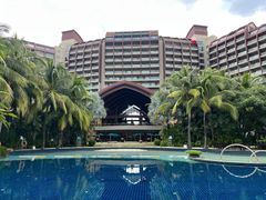 -三亚湾海居铂尔曼度假酒店