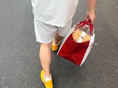 -炉边皮皮·烘焙甜品工厂店