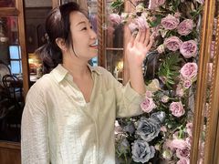 -秘密旅行Bonjour(黑金冠 江南西店)