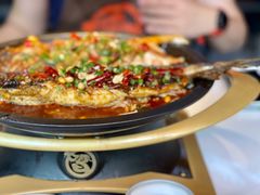 -鸣记脆皮烤鱼·海鲜烤鱼(三八广场店)