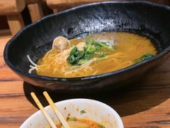 -万记麻辣烫国展总店