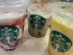 草莓轻乳酪星冰乐-星巴克(北京惠新东街店)