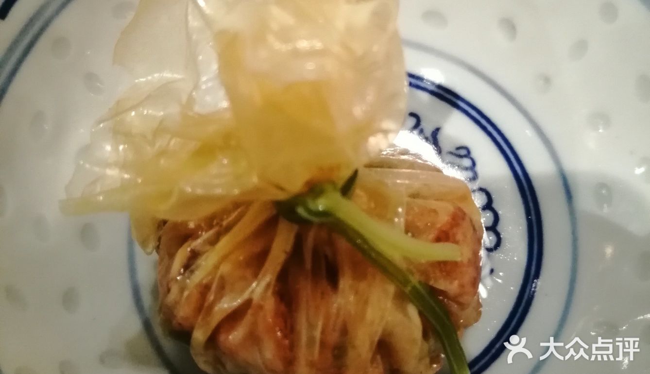 用完餐走出来，门口已不少等位估计是慕名而来的