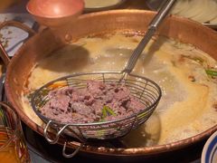 -洱火云南酸菜牛肉火锅(石景山当代商城店)