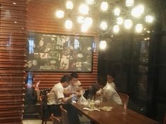 -星巴克(上海虹桥新天地二店)