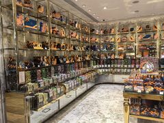 -VENCHI 闻绮(北京国贸商城店)