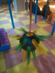 -兔子坡亲子儿童乐园(东方商厦店)