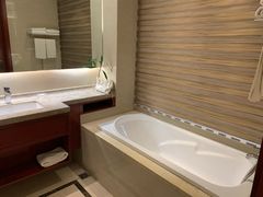 -兴芮温泉度假区