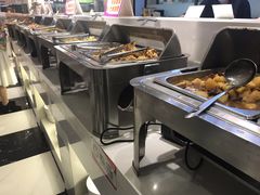 自助取餐区-梦航彩虹之约自助餐厅(华府天地店)