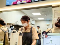 -喜茶(上海淮海中路渔阳里店)