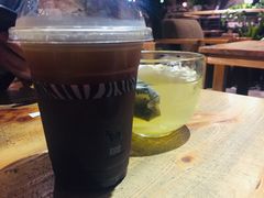 -雨舍咖啡(汉神购物广场咖啡街区店)