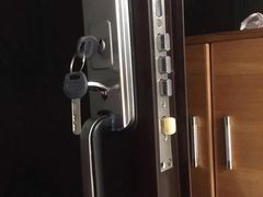 -辉记开锁换锁·配汽车钥匙
