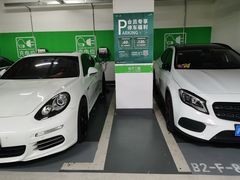 -龙湖虹桥天街-停车场