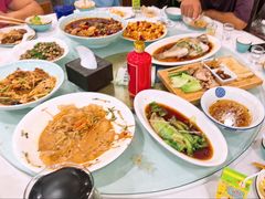 -大鸭梨烤鸭店(金顶街店)