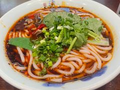 -兵哥豌豆面(雅颂居店)