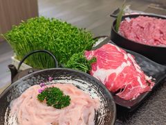-湊湊火锅·茶憩(打浦桥日月光店)