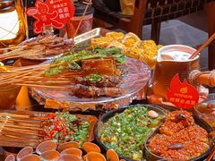-何师烧烤Pro ·江湖川菜·小龙虾·精酿啤酒(太古里旗舰店)