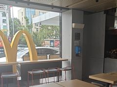 -麦当劳(台州路桥DT店)