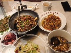 -味上湘菜馆(岳麓山店)