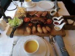 -火车头法国西餐厅